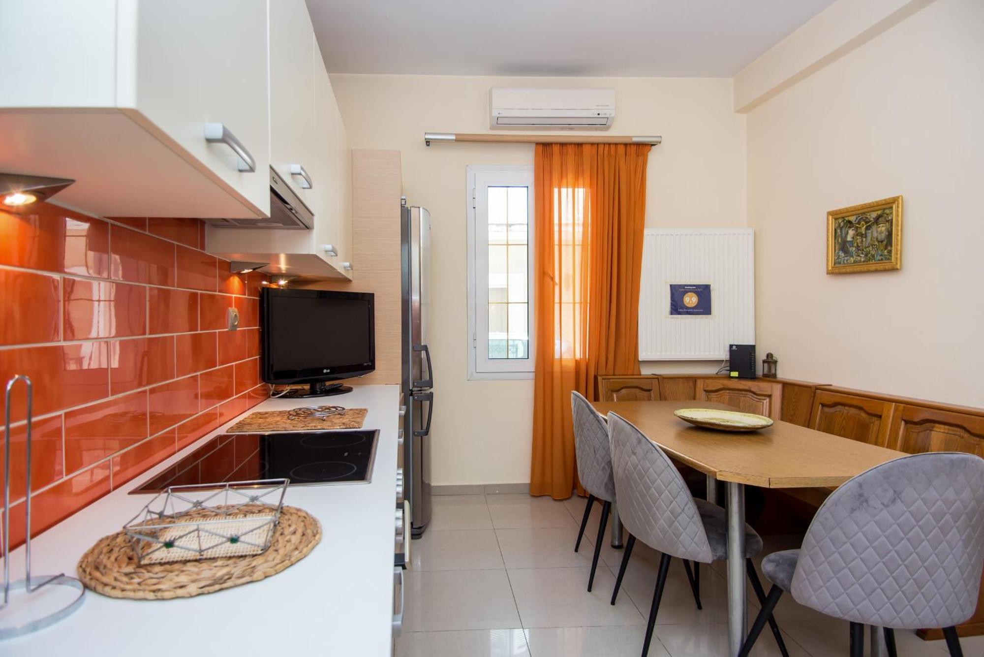 Sofia'S Delightful Apartment 阿尔戈斯托利翁 外观 照片